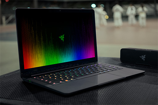 RazerΡPCBlade Stealthפ4C8TΡCore i7-8550UܥǥɲáRazer Coreפ2ǥ