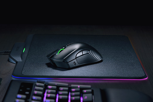 Ces 18 Razer ワイヤレスマウスを充電から解放するシステム Hyperflux 発表 マウス側にはバッテリーを搭載せず軽量化し 常時給電に