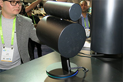 ꡼ No.011 | CES 2018Razer PhoneŶǻȤΡPC󥻥ץȥǥProject Lindaפо졣2.1chԡȡHyperFluxפ