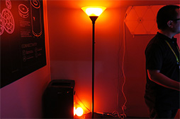 ꡼ No.025 | CES 2018Razer PhoneŶǻȤΡPC󥻥ץȥǥProject Lindaפо졣2.1chԡȡHyperFluxפ