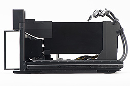 ꡼ No.052Υͥ / Razer Core V2ץӥ塼Thunderbolt 3³γդեåܥå2ǥϲѤä