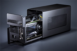 Razerの新型外付けグラフィックスボックス「Core X」が6月22日に