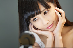 ꡼ No.025Υͥ / 󥰥饤դWebRazer KiyoפǾ¤ξǤä쥤˴ФۿǤ륢ƥ