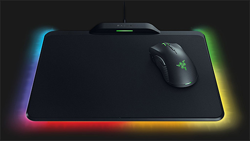 RazerMambaFirefly Hyperfluxפ831˹ȯ䡣Ť餺Υ磻쥹ޥȵŵǽդޥѥåɤΥå