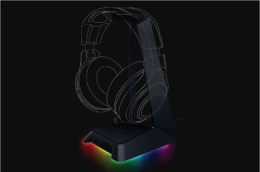 画像ギャラリー No.002のサムネイル画像 / カラーLED&USB 3.0ハブ機能を備えるRazer製ヘッドフォンスタンドが全国のPCショップで取り扱い開始