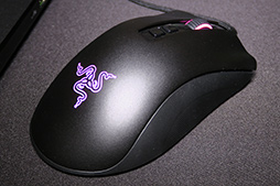 画像ギャラリー No.006のサムネイル画像 / Razer,新型マウス「DeathAdder V2」と「Basilisk V2」を発表。独自センサーや光学式スイッチ搭載でリニューアル