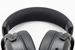 画像ギャラリー No.023のサムネイル画像 / 【PR】Razerの新型ヘッドセット「Kraken V3 HyperSense」は,バーチャルサラウンド機能と振動機能でゲームも音楽も楽しめる