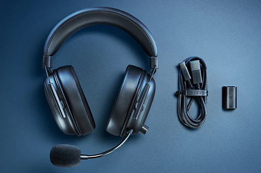 画像ギャラリー No.003のサムネイル画像 / 重さ約280gと軽いワイヤレスヘッドセット「BlackShark V2 HyperSpeed」がRazerから。低背光学式の10キーレスキーボードも