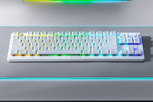 画像ギャラリー No.004のサムネイル画像 / 重さ約280gと軽いワイヤレスヘッドセット「BlackShark V2 HyperSpeed」がRazerから。低背光学式の10キーレスキーボードも