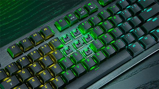 画像ギャラリー No.005のサムネイル画像 / 低背タイプでもラピトリ対応の有線キーボード「Huntsman V3 Pro Low-profile Tenkeyless 8KHz」がRazerから