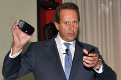 画像ギャラリー No.002のサムネイル画像 / Logitech創立30周年。創立メンバーの1人が登壇したプレス向けカンファレンスの模様をレポート