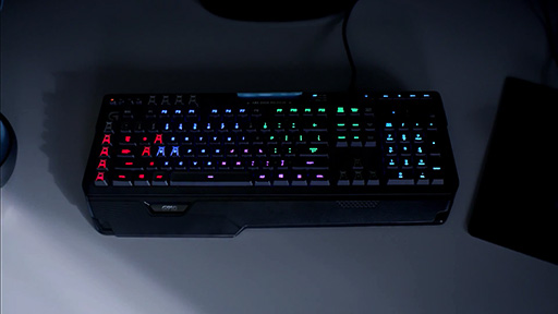 ���������꡼ No.004�Υ���ͥ������ / ���᡼���ϡ�̤�ΤȤ������ס� Logitech�����ץ꤫���G910�ס�G303�פʤɤ�LED����ߥ͡����������椹��SDK����̸���