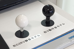 画像ギャラリー No.011のサムネイル画像 / Logicool Gとオムロンによるオリジナルメカニカルキースイッチ「Romer-G」,その製造工程を鳥取でじっくり見てきた