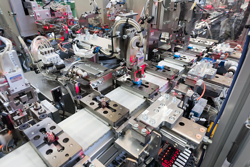 画像ギャラリー No.030のサムネイル画像 / Logicool Gとオムロンによるオリジナルメカニカルキースイッチ「Romer-G」,その製造工程を鳥取でじっくり見てきた