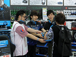 画像ギャラリー No.010のサムネイル画像 / Logicool G専門店「ロジクールGアリーナ」が秋葉原ソフマップ内にオープン。ゲームジャンル別の製品展示で初心者でも選びやすく