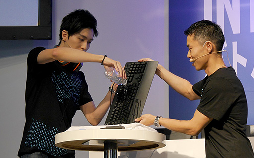 ꡼ No.013Υͥ / TGS 2016Logicool G꡼ProdigyפŸ1ƤϿޥG403 ProdigyפȥܡɤӥإåɥåȤʤɷ4ʤ