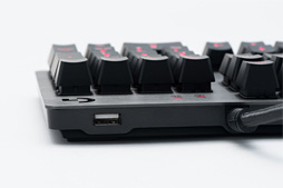 画像ギャラリー No.015のサムネイル画像 / 6月15日発売のLogicool G「G413 Mechanical Gaming Keyboard」をテスト。初のフローティングデザイン採用モデルは,打鍵感が違う!?
