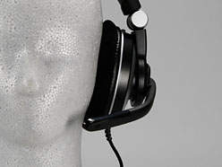 画像ギャラリー No.014のサムネイル画像 / Corsair製のゲーマー向けヘッドセット「HS1」を試す。謳い文句と異なる特性が特徴