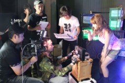 ���������꡼ No.004�Υ���ͥ������ / �֥��ɥ󥢥��å��׼ĺ� ������νб餹�뿷�ƥ��CM��������