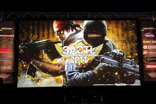 画像ギャラリー No.001のサムネイル画像 / 「サドンアタック」公式大会「SACTL 2014」はDetre.Rが優勝。2015年における大会規定の変更も発表された会場の模様をレポート