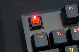 ���������꡼ No.004�Υ���ͥ������ / ��TGS 2017��HyperX��10�����쥹�����פΥ����ޡ������Ѹ����󥭡��ܡ��ɡ�Alloy FPS Pro�פ�ȯ��