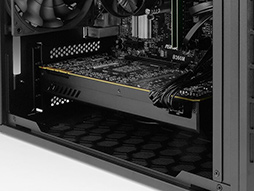 画像ギャラリー No.008のサムネイル画像 / G-TuneがミニタワーゲームPCを刷新。新筐体は冷却能力とフロントHDMI出力にこだわり,オプションで側面ガラスパネルも用意