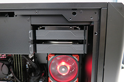 画像ギャラリー No.007のサムネイル画像 / 「ゲーマーの意見」を集めて設計したG-Tuneの新型PCケースは何が違うのか。実機をじっくりチェックしてみた