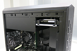 画像ギャラリー No.017のサムネイル画像 / 「ゲーマーの意見」を集めて設計したG-Tuneの新型PCケースは何が違うのか。実機をじっくりチェックしてみた