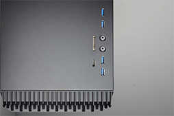 画像ギャラリー No.033のサムネイル画像 / 「ゲーマーの意見」を集めて設計したG-Tuneの新型PCケースは何が違うのか。実機をじっくりチェックしてみた