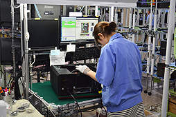 画像ギャラリー No.028のサムネイル画像 / マウスコンピューター,開発中のG-TuneノートPC新型モデルなどを自社イベントで公開。飯山工場で同社製PCの生産体制を見学してきた