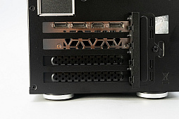 画像ギャラリー No.012のサムネイル画像 / 生誕20周年を迎えた老舗の信頼感。マウスコンピューターの国産PCブランド「G TUNE」の特別記念セットモデル3製品を紹介しよう【PR】