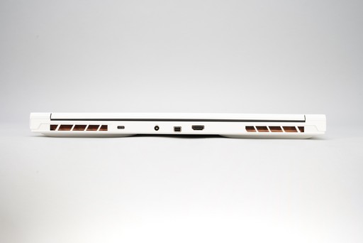 画像ギャラリー No.021のサムネイル画像 / 生誕20周年を迎えた老舗の信頼感。マウスコンピューターの国産PCブランド「G TUNE」の特別記念セットモデル3製品を紹介しよう【PR】