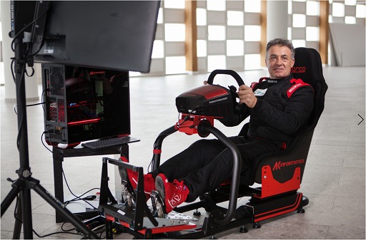 画像ギャラリー No.001のサムネイル画像 / Thrustmasterがジャン・アレジ eスポーツアカデミーとコラボした選手育成プロジェクトを発足