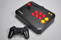 画像ギャラリー No.022のサムネイル画像 / 【PR】低価格アーケードスティックの実力はいかに? バッファロー「BSGPAC01BK」で,めくるめく格闘ゲームライフを始めよう