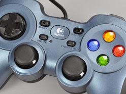 ロジクールのpc用ゲームパッド F310 F510 F710 レビュー Xbox 360互換モード を持つ新製品の使い心地は