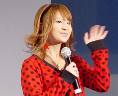 画像集#012のサムネイル/元ZONEの長瀬実夕さん,元モーニング娘。の矢口真里さんも登場。ゲーム概要やコラボ企画が紹介された「モンスターファーム オンライン」のステージ