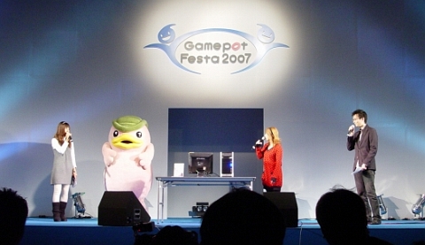 画像集#023のサムネイル/元ZONEの長瀬実夕さん,元モーニング娘。の矢口真里さんも登場。ゲーム概要やコラボ企画が紹介された「モンスターファーム オンライン」のステージ