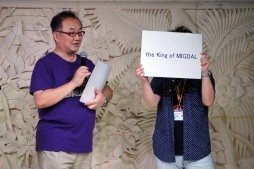 画像ギャラリー No.023のサムネイル画像 / キーワードは“黒ギル”と“コンテスト”。遠藤雅伸氏が登壇し,最新情報も発表された「ドルアーガファンミーティング2013」レポート