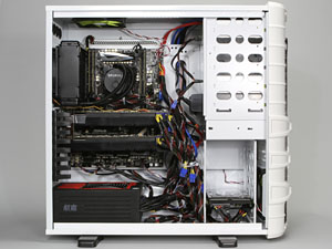 ���������꡼ No.003�Υ���ͥ������ / ��PR��ʸ��ʤ��˺ǹ���ǽ���ɥ��ѥ�Ρ�Prime Galleria XGe-SLI�פǡ�����ʾ�ʤ�PC������Ķ������ꤻ��