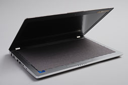 画像ギャラリー No.028のサムネイル画像 / 【PR】これが「ゲーマー向けUltrabook」だ。ドスパラの「U2442F」が持つ衝撃のポテンシャルをチェックする