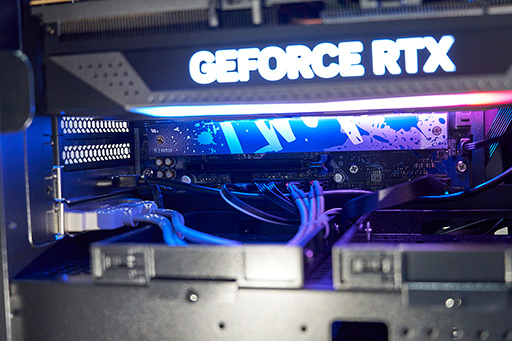 ���������꡼ No.011�Υ���ͥ������ / ��TGS2023�Ϲ��23���USB�ݡ��Ȥ������ȤäƤ����ư�GALLERIA���ۿ��Ը���PC��Ű����⤷���ȡ������硼���ݡ���