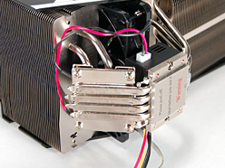 ������#004�Υ���ͥ���/�ڥ������ܤ�Cooler Master���緿CPU�����顼��V10�פ���äƤߤ����˻�Ū�򴹥�ݡ���