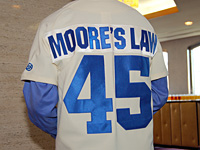 ������#016�Υ���ͥ���/Intel��45nm�ץ�������CPU��Penryn�פ�����ȯɽ���ޤ���Core 2 Extreme����