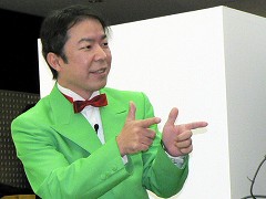 画像集#024のサムネイル/Xbox 360用日本語版「BIOSHOCK」が披露された,スパイクとMSのユーザーイベント「SPIKE・Xbox 360 New Year Party 2008」