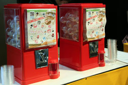 画像ギャラリー No.032のサムネイル画像 / 「アットゲームズファン感謝祭」のステージイベントレポート。「ドレスアップサマナー」のコンテンツ化や新プロジェクトが発表に