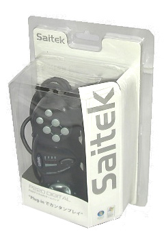 画像集#002のサムネイル/Saitek製デジタル&アナログ両対応ゲームパッド「P990」を完全日本語版で7月18日に再販。エントリーモデル「P220」も同時発売