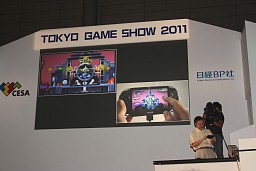 画像集#062のサムネイル/［TGS 2011］PlayStation Vita基調講演詳報，PS VitaとPS Suiteが拓くゲームの新しい可能性とは
