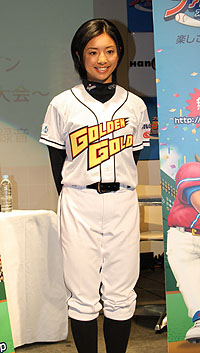 画像ギャラリー No.005のサムネイル画像 / 前回入賞者が早々に敗退？　片岡安祐美選手も登場した「プロ野球 ファミスタ オンライン3」全国大会決勝レポート