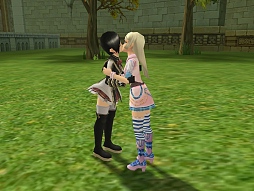 画像ギャラリー No.027のサムネイル画像 / アッー! 「ルーセントハート」で同性同士がほしともになれるアップデート。新宿二丁目のゲイバーで開催されたメディア向け発表会レポート