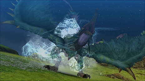 画像ギャラリー No.006のサムネイル画像 / 「モンスターハンター フロンティアG」,超越秘儀中に繰り出せる大技「六華閃舞」のムービーが公開